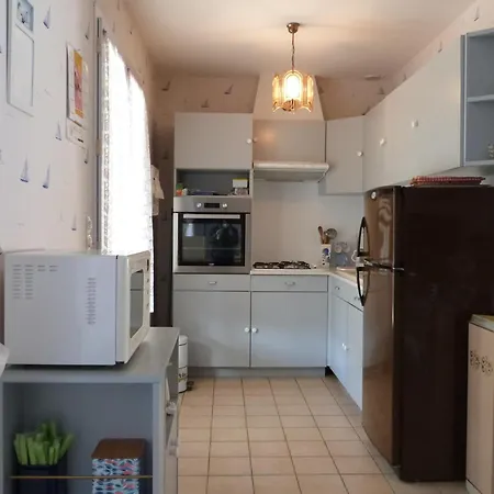 Maison Proche Plage, Animaux Admis - 4 Pers. - Fr-1-194-458 * La Tranche-sur-Mer