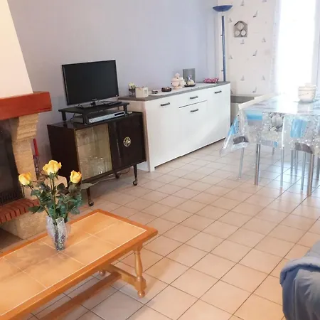 Semesterbostad Maison Proche Plage, Animaux Admis - 4 Pers. - Fr-1-194-458