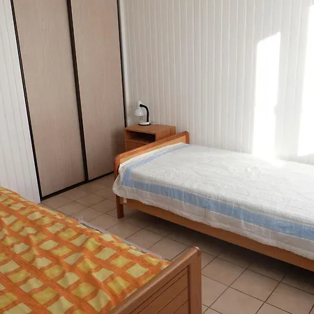Maison Proche Plage, Animaux Admis - 4 Pers. - Fr-1-194-458